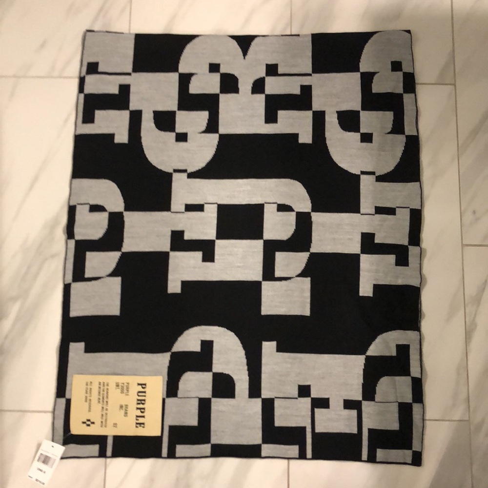 Men’s Purple Brand Greyscale Scarf